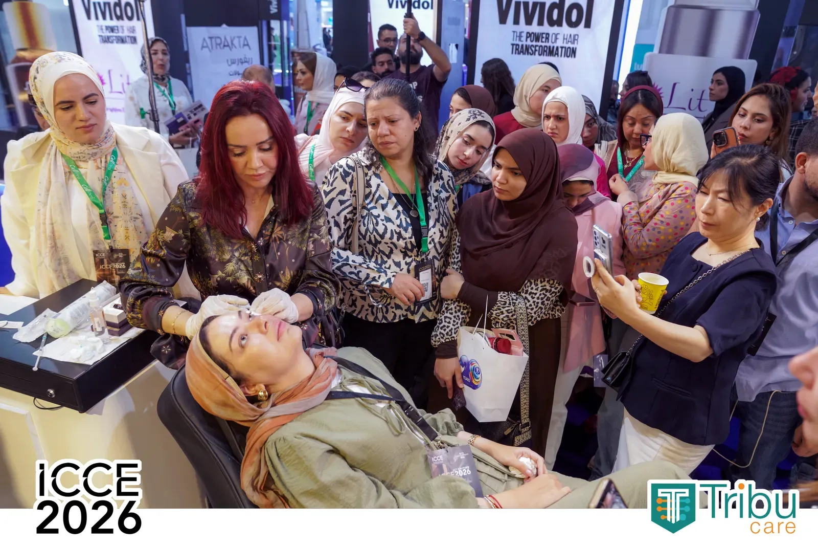 Dr. Vania Lazarova demonstrating SILK PLATINUM PDNA at TribuCare's workshop, ICCE 2026